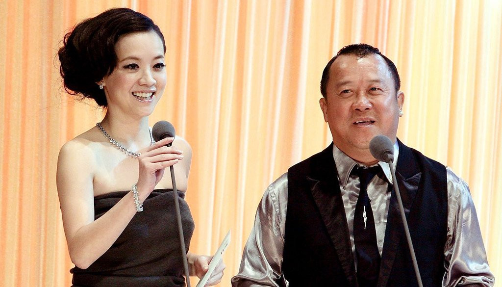 Tang Chi Vy: Trum showbiz Hong Kong dinh be boi hiep dam hang loat hinh anh 3