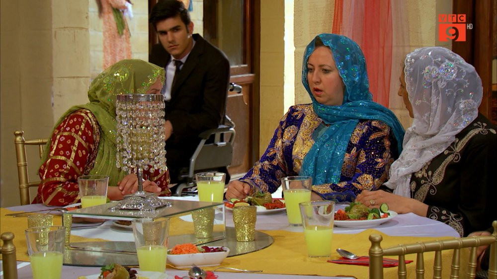 1.Ali tinh co nghe duoc su that ve Suna