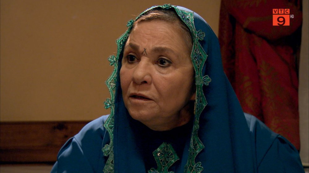 8.Ba noi Nujin gian giu vi hanh dong cua Azad 3