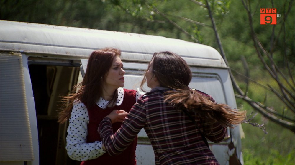 13.Melek chay den kip thoi khi Aiseo sap duoi kip Zehra 13