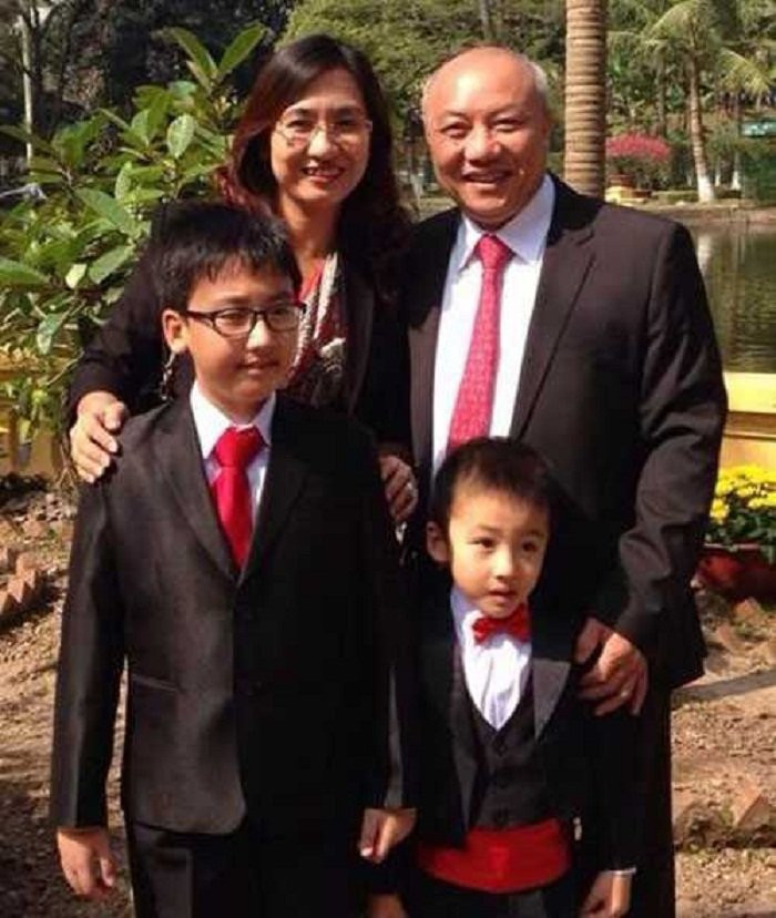 1406191070anh6-1002 6