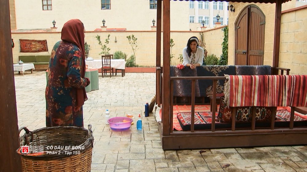 Behiye ko dung mot giay phut tim cach giao them viec cho Melek 4