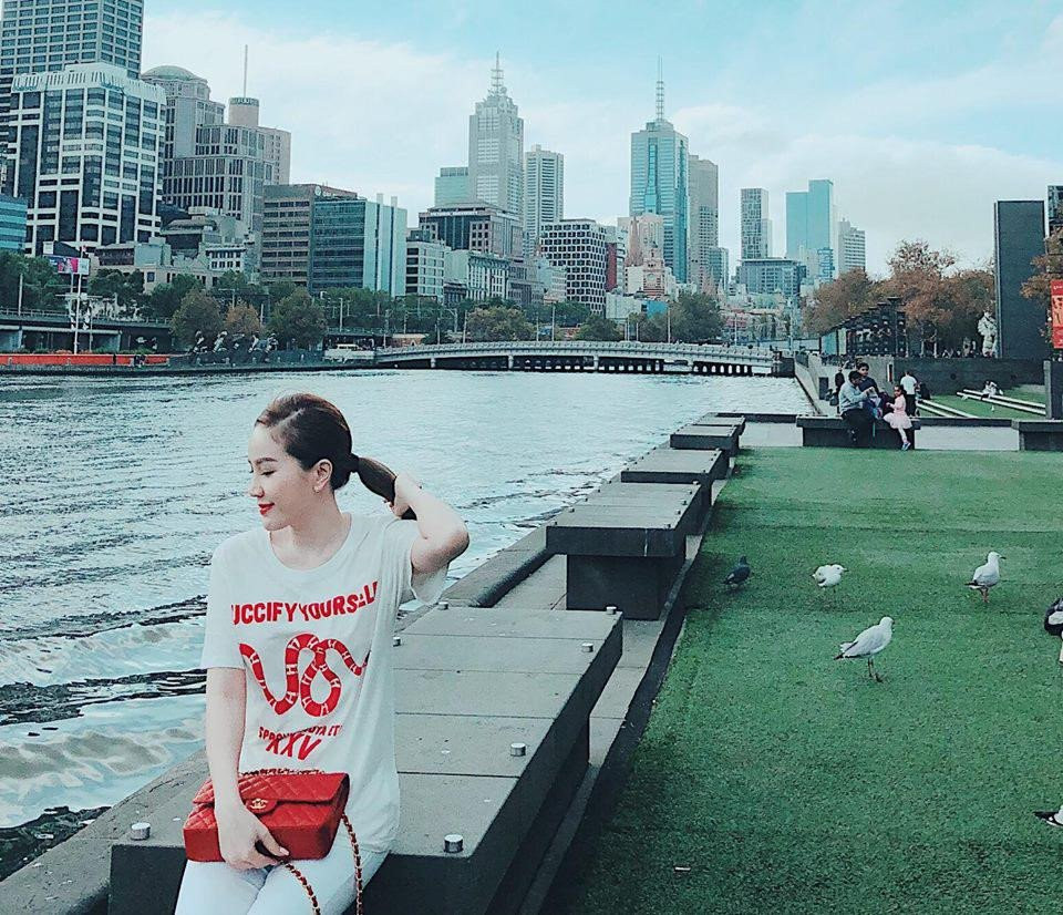 Ca si Bao Thy: 'Tay choi' hang hieu moi cua Vbiz hinh anh 8