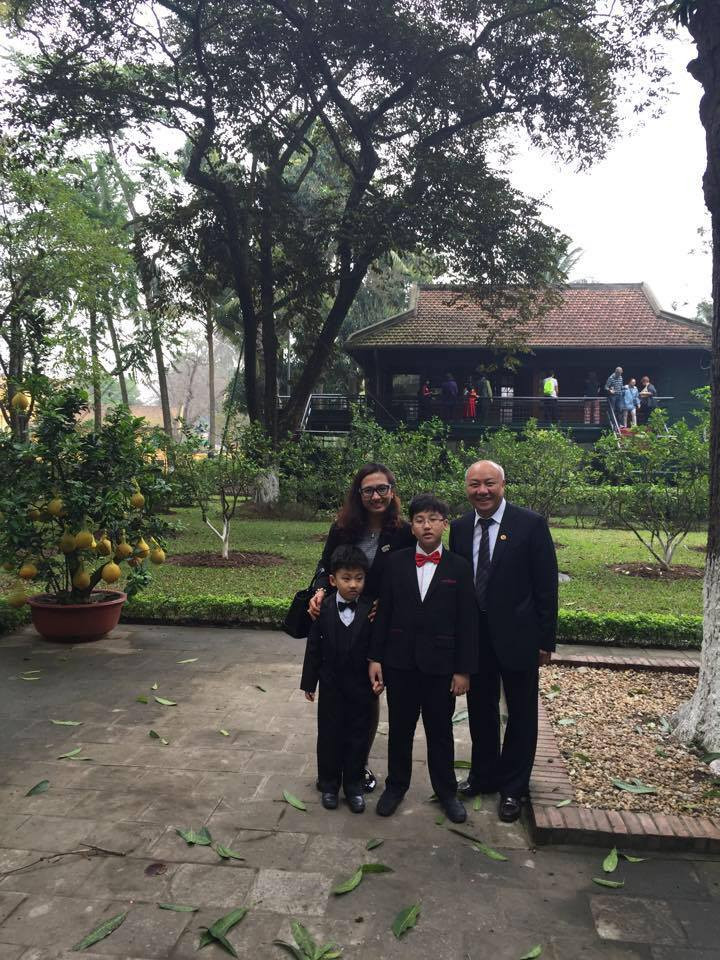 10995536_10204627120772893_6918974604822430122_n 32