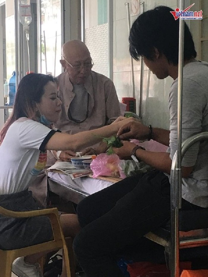 nghe-si-le-binh-muon-nghi-huu-va-viet-hoi-ky-ve-cuoc-doi-4 3