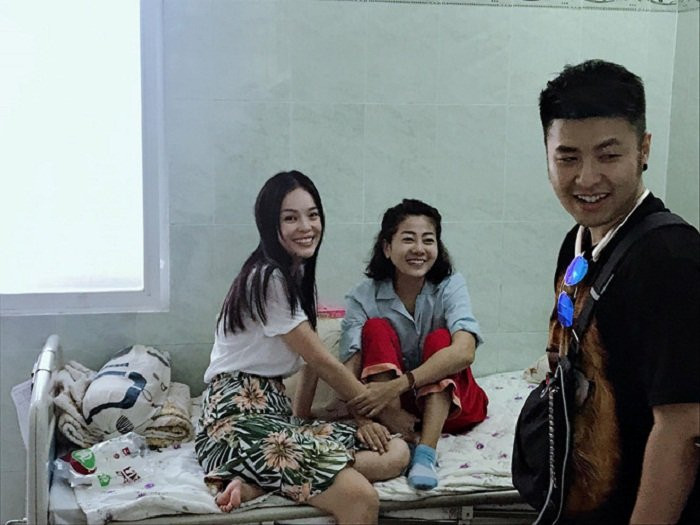 40307413_431232980734862_7436369224550842368_n