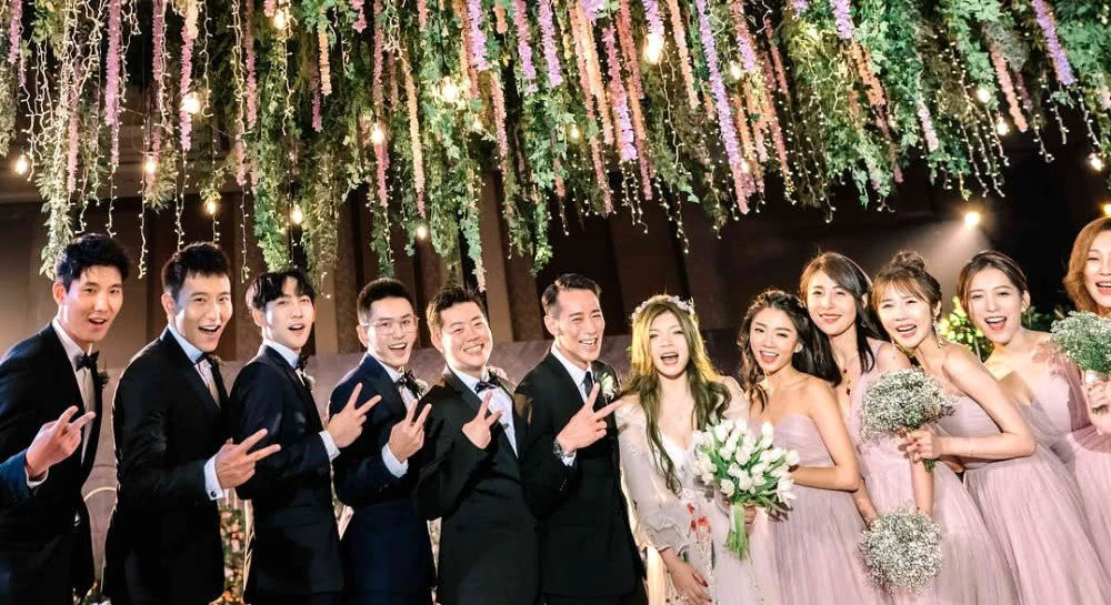 Trieu Vy xinh dep khi du le cuoi 'thien kim' nha giau Trung Quoc hinh anh 9