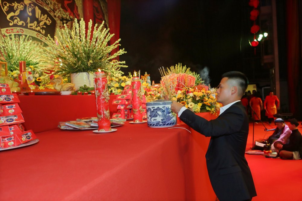 gio to san khau (3) 3