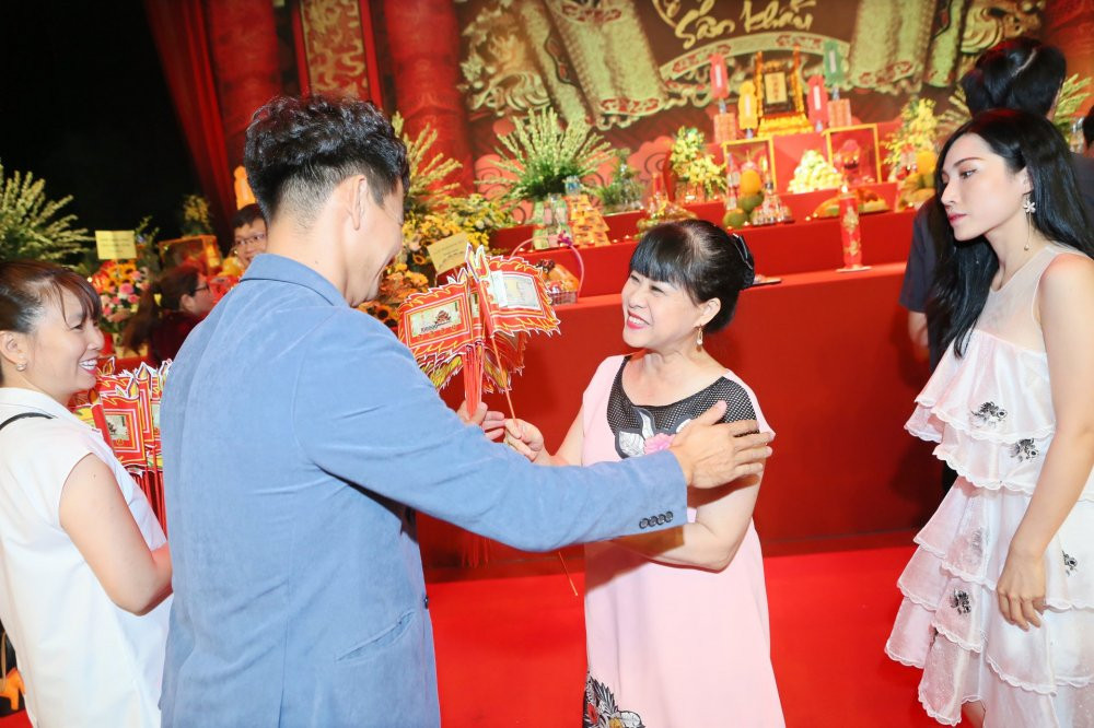 gio to san khau (5) 5