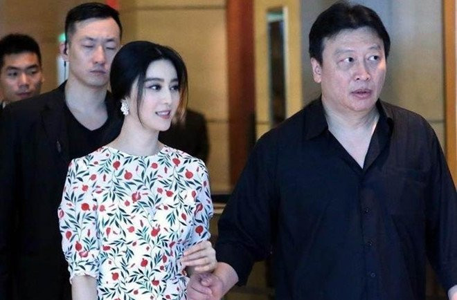 Quan ly quyen luc va e-kip cua Pham Bang Bang bi khoi to hinh su hinh anh 1