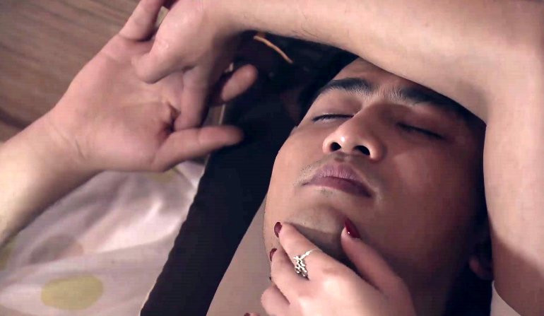 Ám ảnh quá khứ bị tấn công tình dục của cặp diễn viên chính 'Quỳnh búp bê'