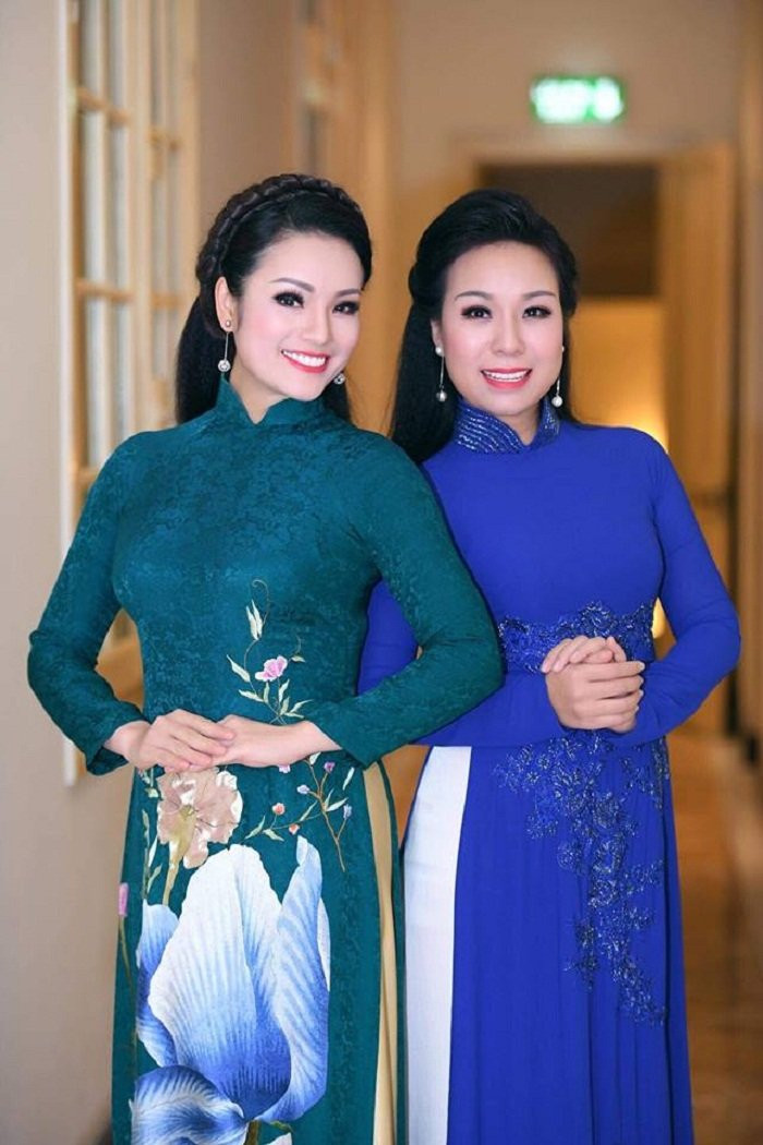 44293504_316692029114835_8438232756512620544_n 10