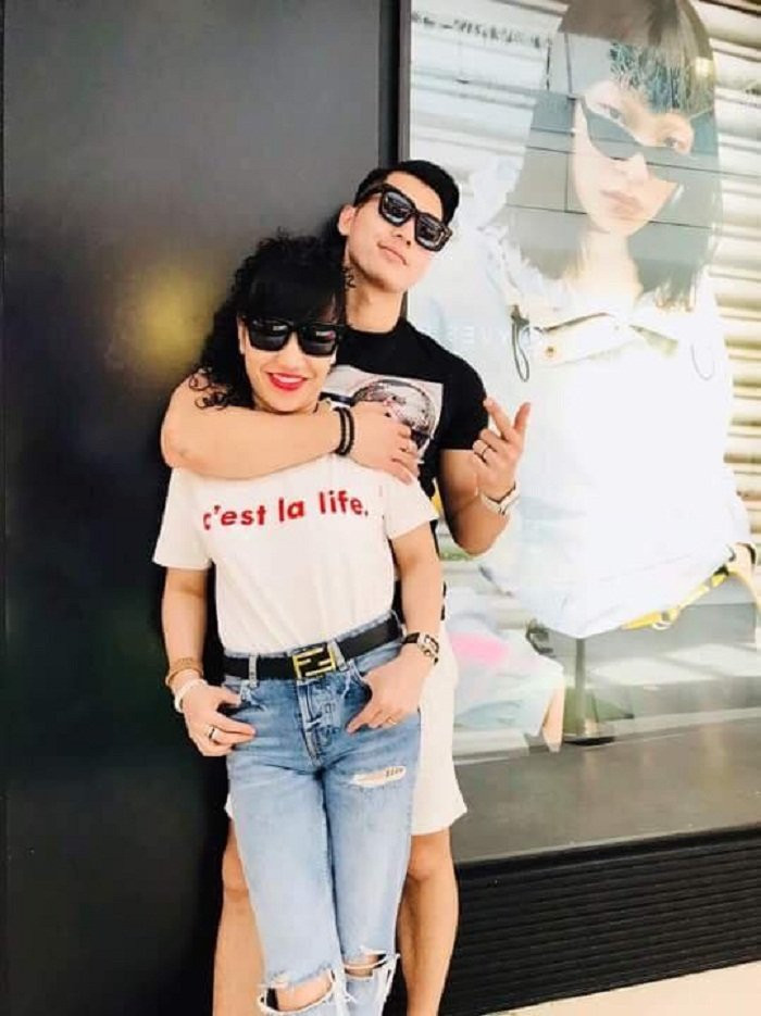 33435282_206537166625623_6495594610167906304_n 15