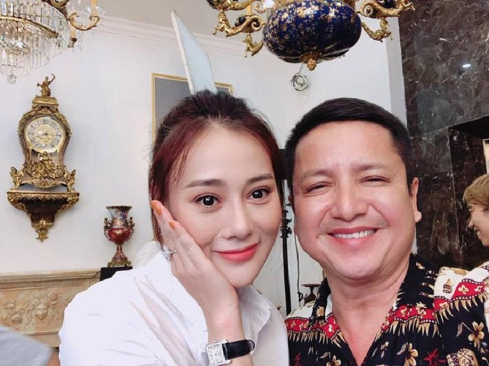 4584760218361589898166383675882459322384384n-15421661354651105767332 5