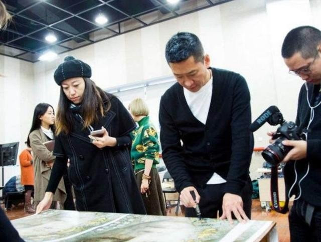 Không hề nghèo khó, Nhĩ Khang Châu Kiệt hạnh phúc với cuộc sống làm nông dân trồng lúa - Ảnh 3.