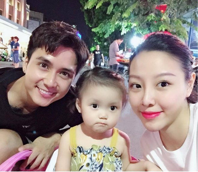 Nhan sắc vợ Kiên nghiện phim Quỳnh búp bê: Đẹp, gợi cảm không kém Đào và My sói - Ảnh 2.