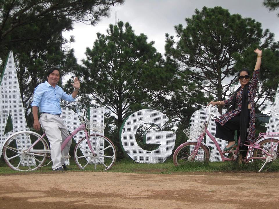 Cuộc sống ngoài đời trái ngược của người đàn bà đau khổ nhất màn ảnh