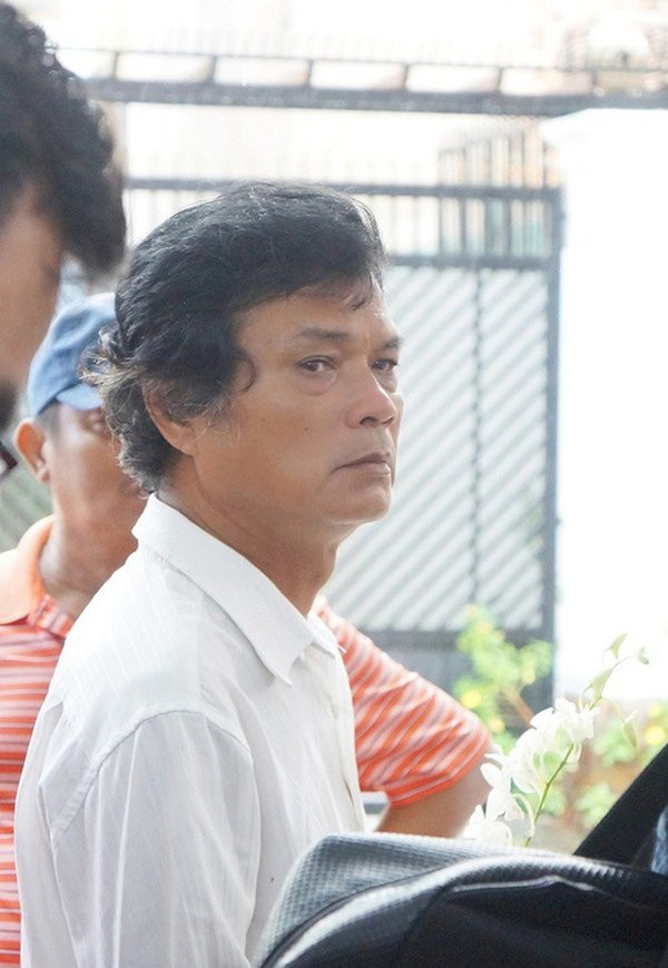 Nghệ sĩ Mai Trần bị tai biến mạch máu não