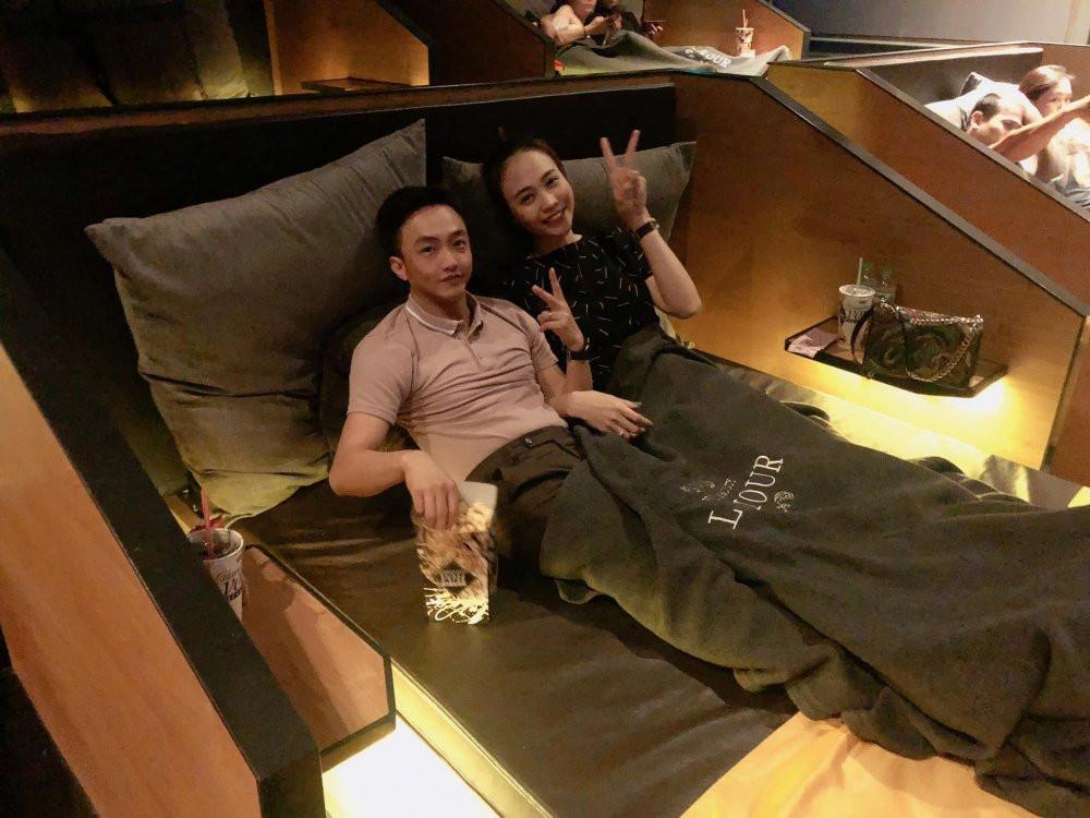 52669981_10218973185266900_6911551751720009728_o 3