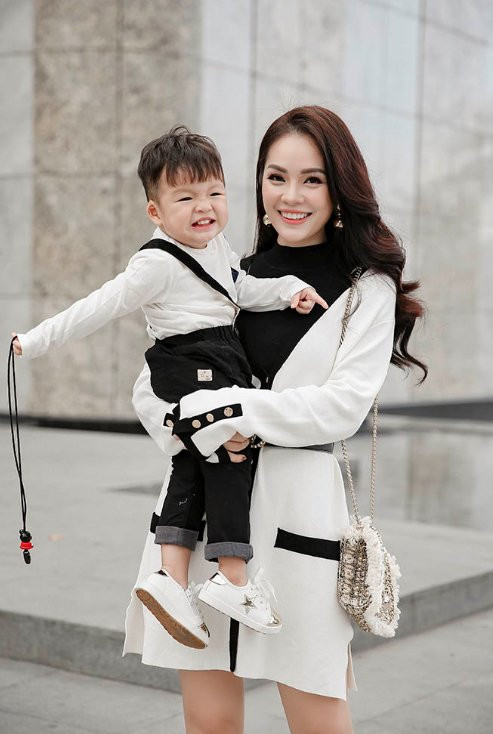 Dương Cẩm Lynh: 'Con trai tôi với nhà nội chưa có được sự gần gũi'