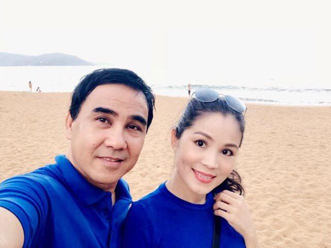 Vợ, em trai và em dâu nói về con người thật của MC Quyền Linh - Ảnh 2.