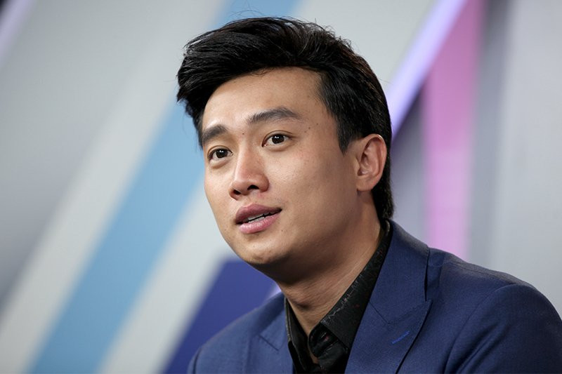 Vũ 'Về nhà đi con' ngoài đời là đại gia, không biết mình có bao nhiêu tiền