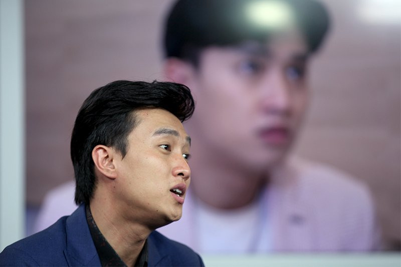 Vũ 'Về nhà đi con' ngoài đời là đại gia, không biết mình có bao nhiêu tiền