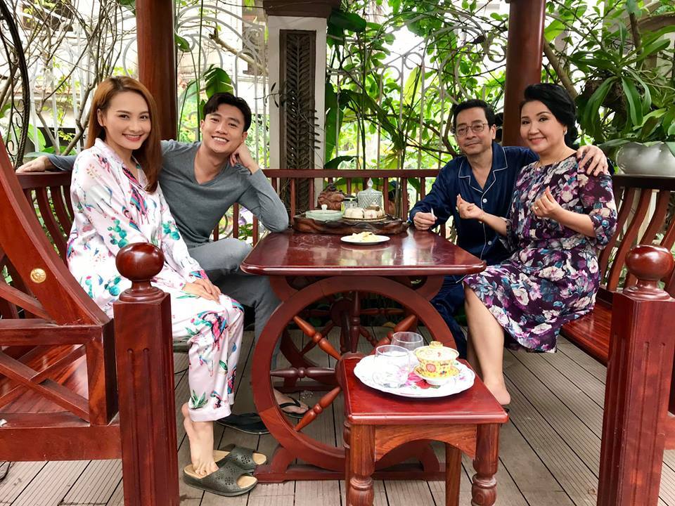 Ve nha di con - (11) 10