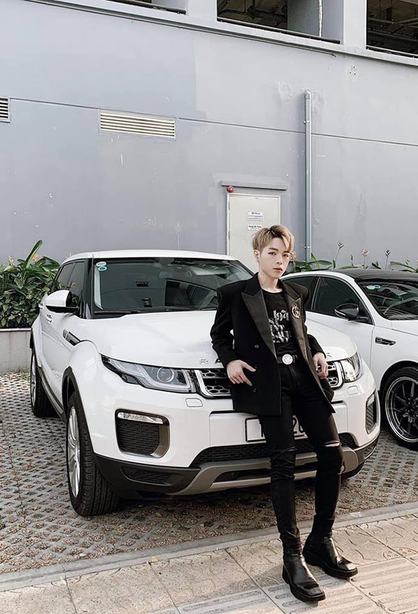 Cuộc sống ở nhà sang, đi xe hơi tiền tỷ và có 10 sổ tiết kiệm của Đức Phúc - Ảnh 5.