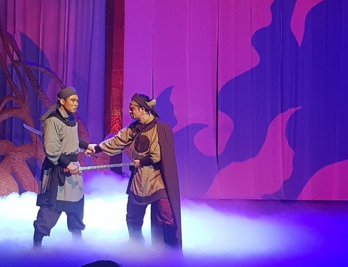 Ngan nam may trang (2)