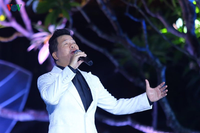 vov_dang_duong_va_top_ca_nguoi_la_niem_tintat_thang_amzu 5