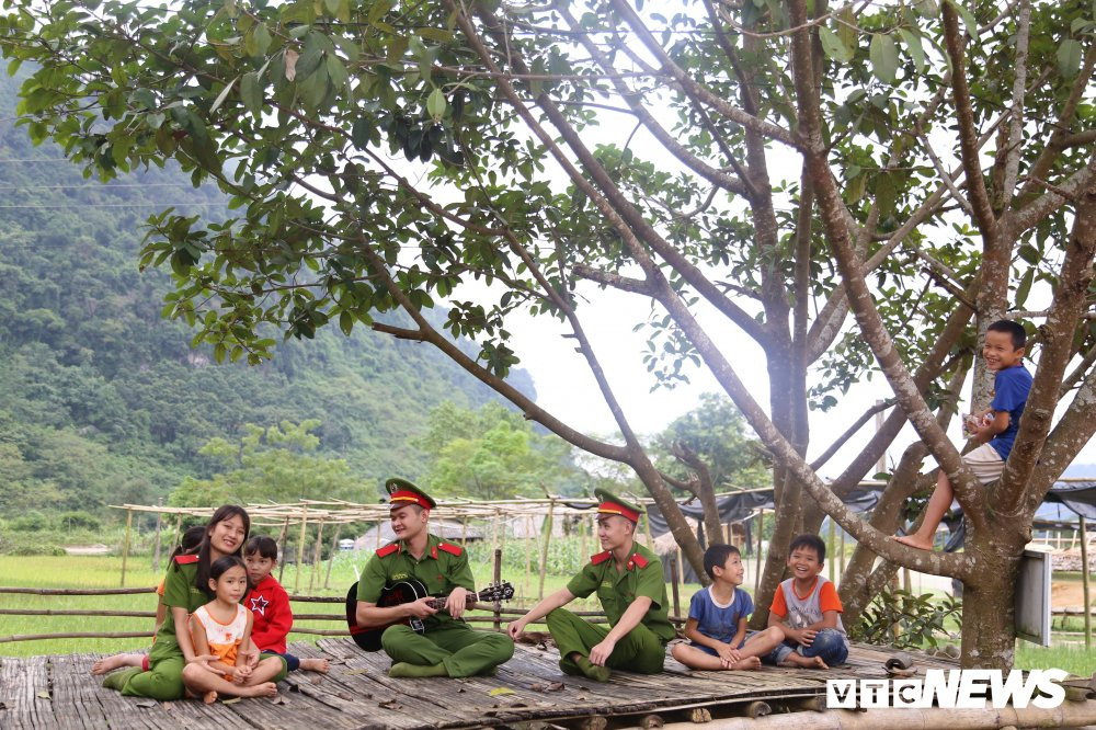 44420167_2069759173067408_2571652097007157248_n 7