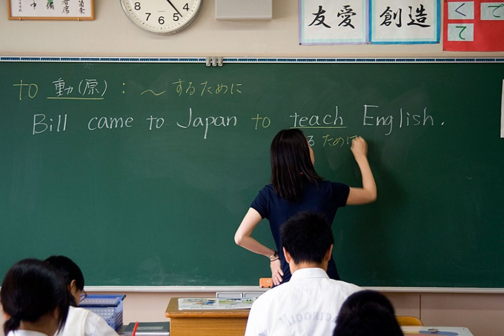 teaching-1024x682 4
