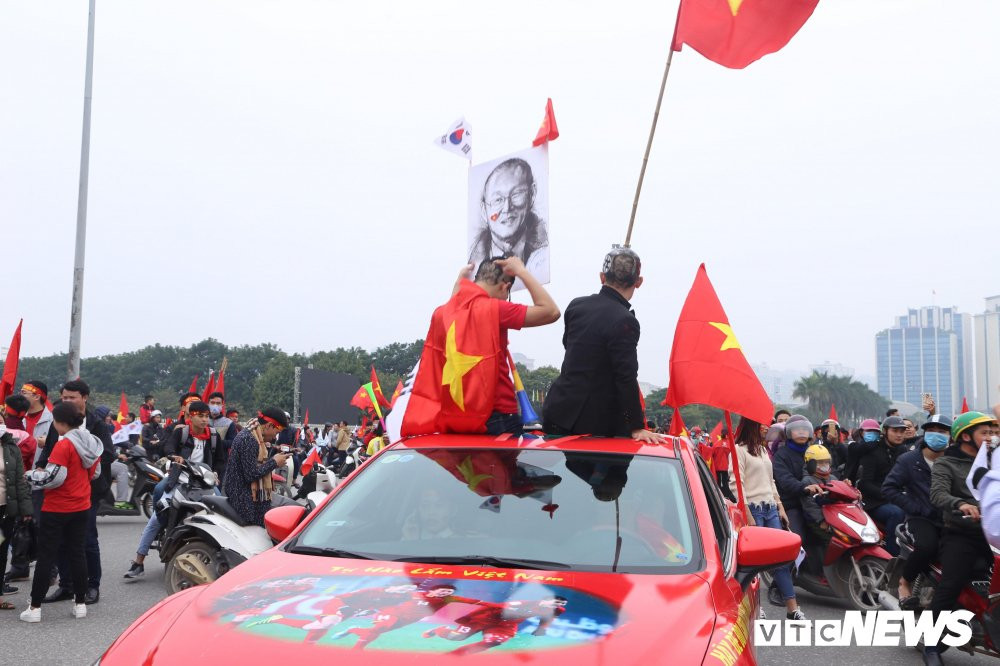 48356785_2023058211325528_7425076488514306048_n 8