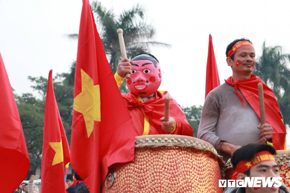 48407162_2332085847021882_5539977842940444672_n 8