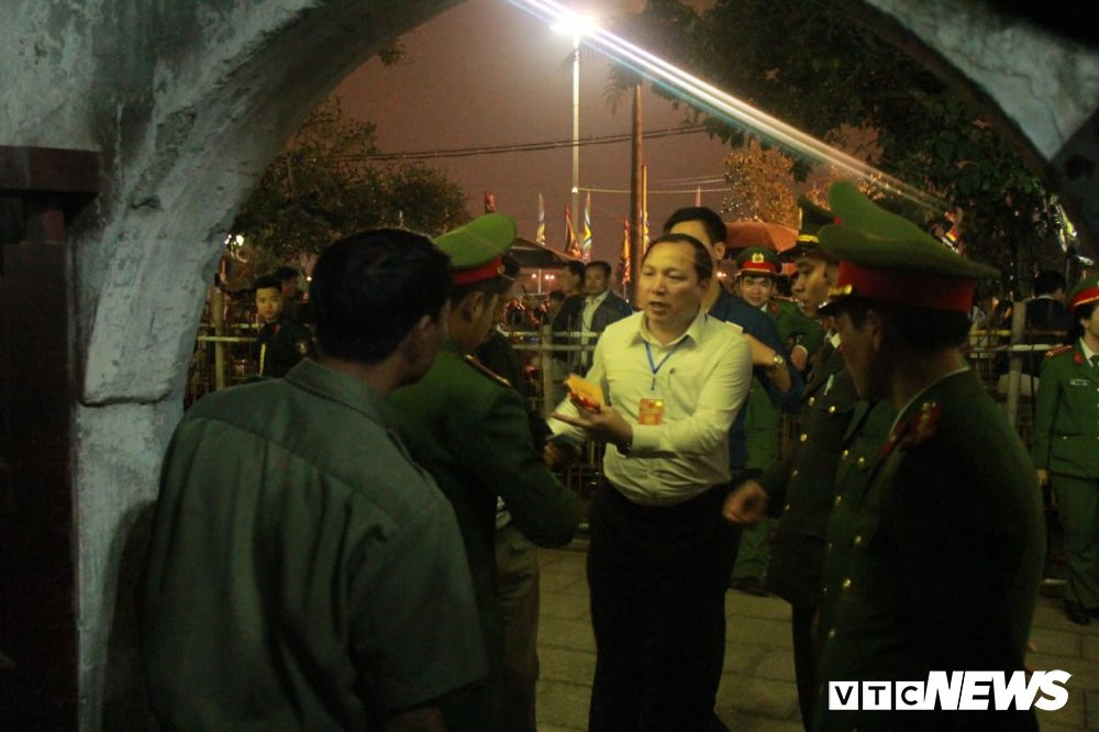 52130032_1185710124944102_8389141731290906624_n 5