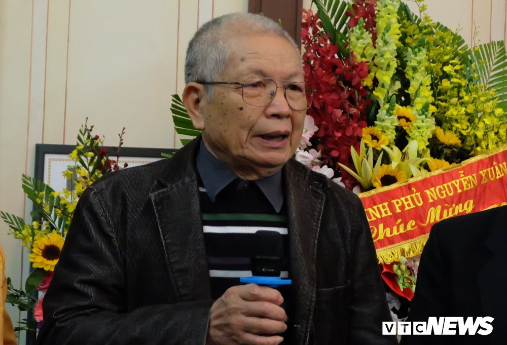 do-tat-hung-con-trai