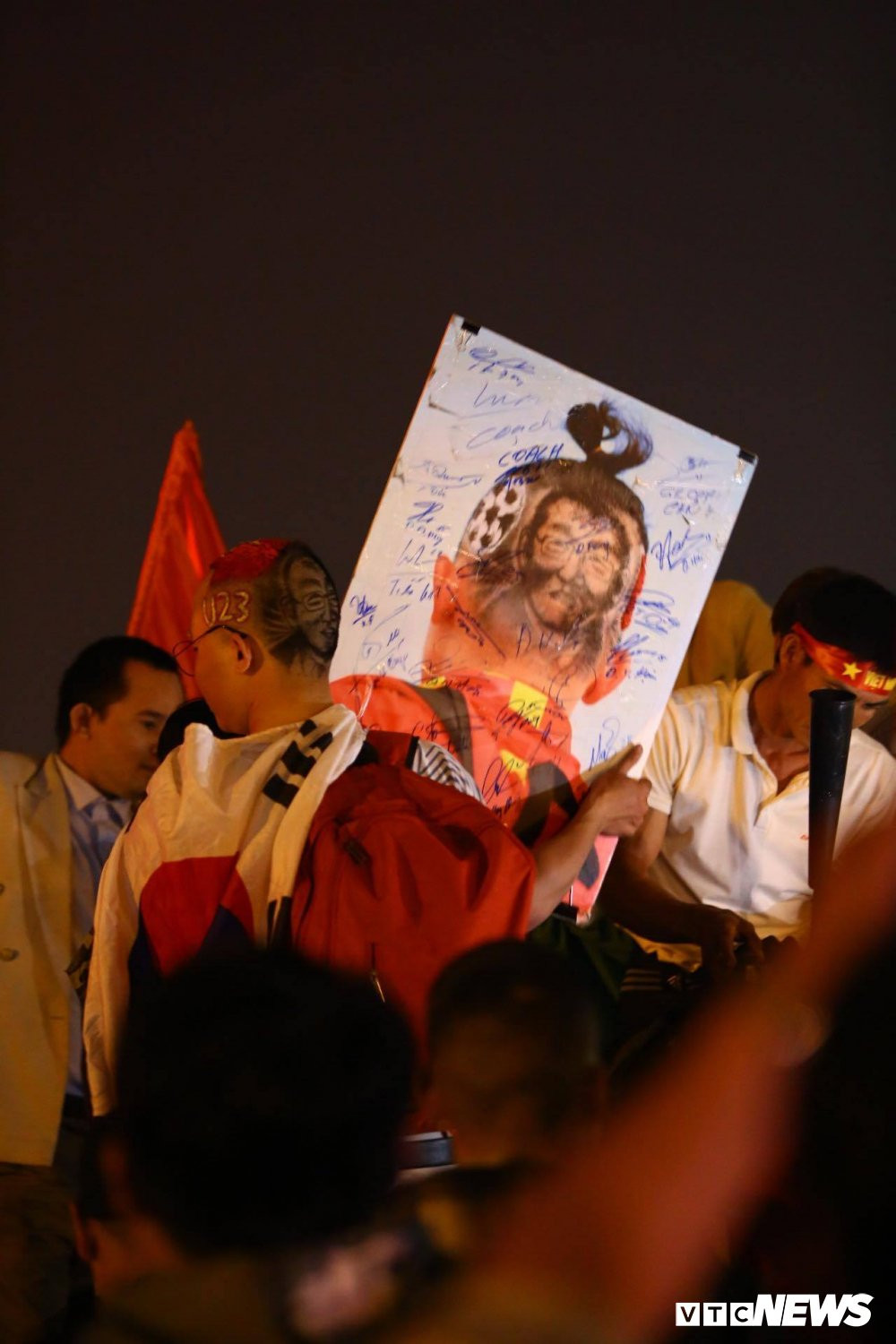 54730517_681050015647610_3904983466659282944_n