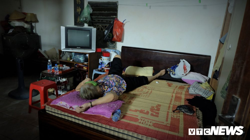 nha-chi-ha-cong-nan-ve-sinh-5 5