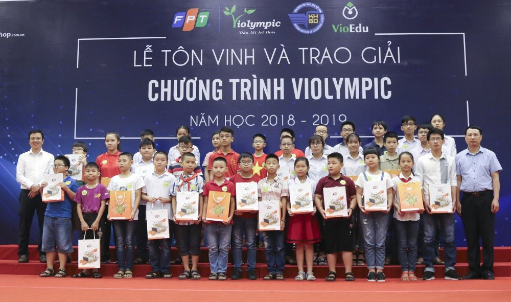 trao-giai-violympic-3