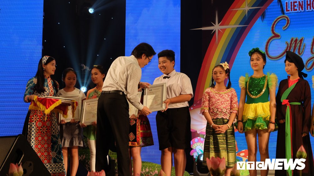 tieng-hat-son-ca-vov-7 8