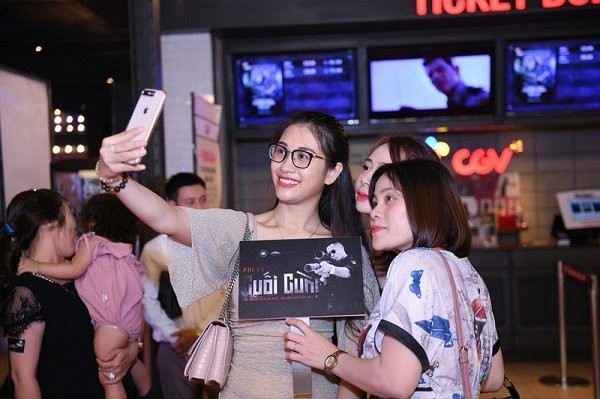 ra-mat-du-an-phim-phi-vu-cuoi-cung-cua-dao-dien-tung-la-tro-ly-phim-quynh-bup-be-hinh-anh1028671236 18