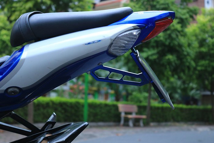 VNF-ngam-huyen-thoai-Suzuki-GRX-R600-hang-hiem18 14