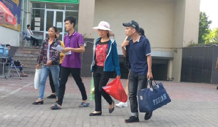 tan-sinh-vien-do-mat-tim-nha-tro-2 3