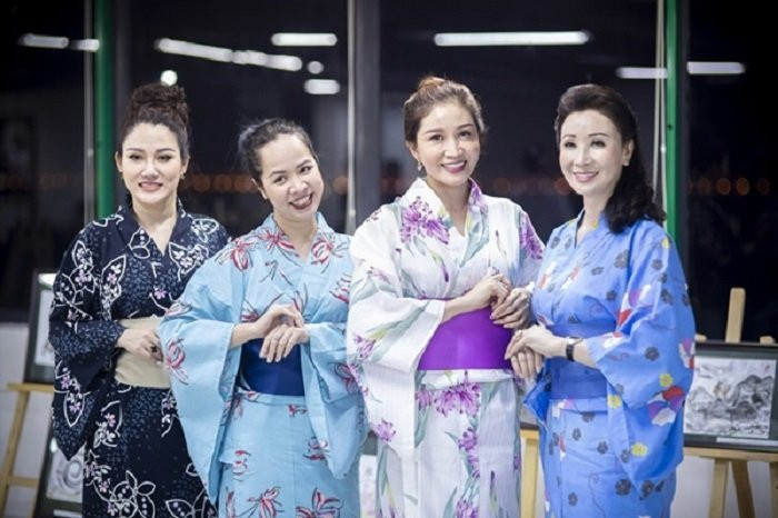 hoa-hau-vu-thuy-nga-9 20