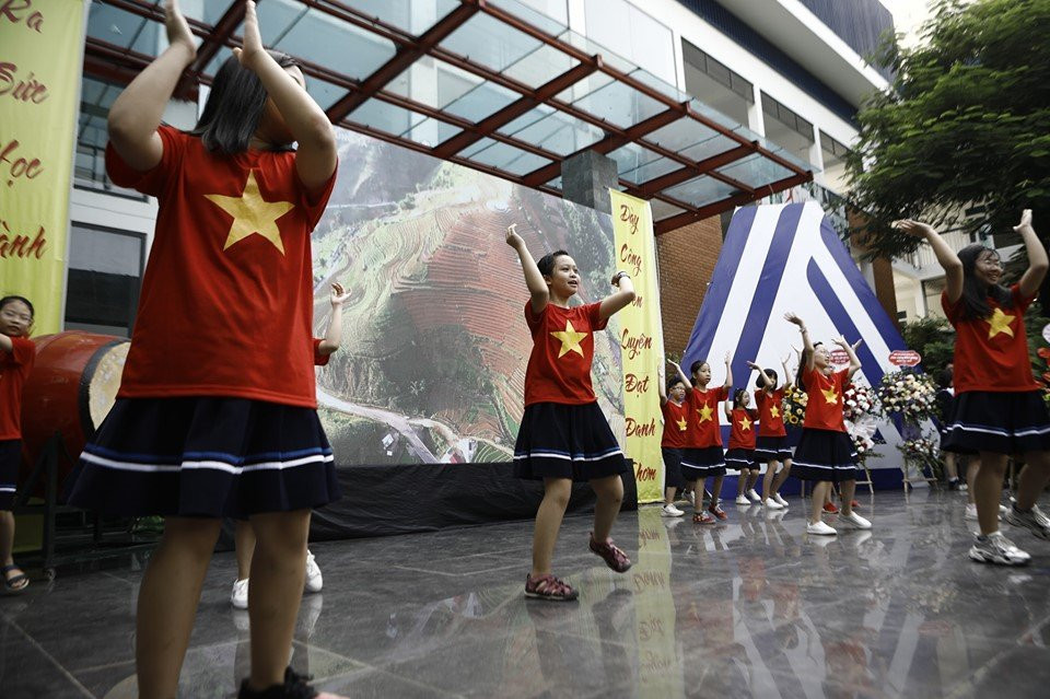 Dieu-nhay-soi-dong-toi-yeu-Viet-nam 5