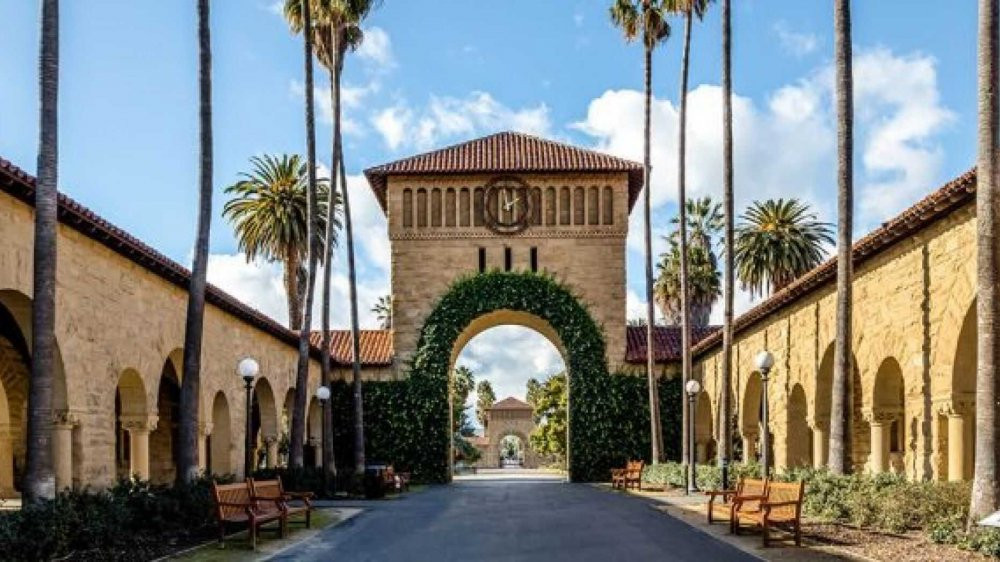 stanford-2-iStock 4