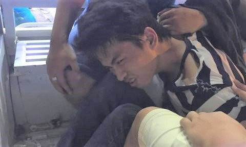 Hinh anh Nam thanh nien tong tinh va tien ban gai cu bang clip sex