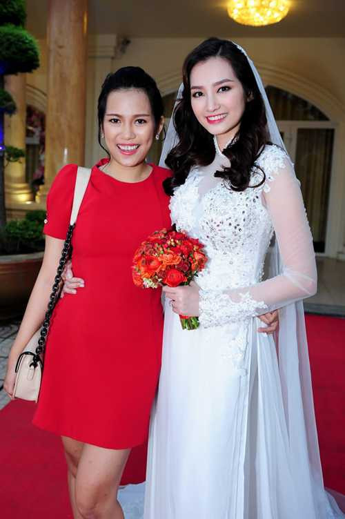 Trúc Dương, em gái Trúc Diễm, sinh năm 1990. Cô từng lọt vào vòng bán kết của Nữ hoàng trang sức Việt Nam. Trước đó, Trúc Dương từng tham dự nhiều cuộc thi dnhan sắc nhưng không gây được chú ý. Cô từng theo học trường Đại học Sân khấu Điện ảnh TP HCM, làm người mẫu và tham gia MV của một số ca sĩ.