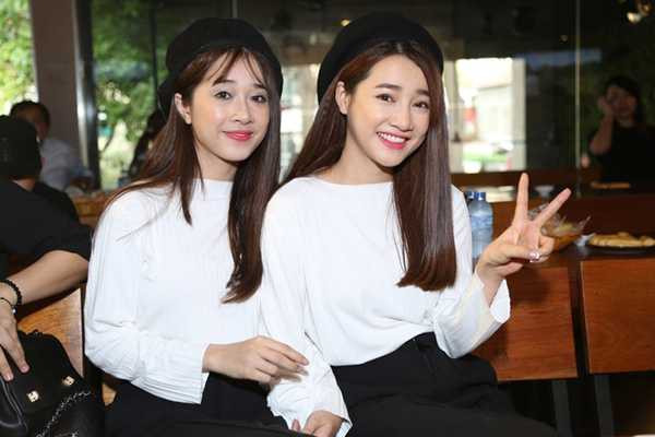 Trần Phương Anh, em gái Nhã Phương, sinh năm 1992. Cô là sinh viên trường ĐH Sân khấu Điện ảnh TP HCM, sở hữu nụ cười tươi và nhiều đường nét trê gương mặt giống chị gái. Phương Anh từng gây chú ý khi mặc đồ đôi, xuất hiện cùng Nhã Phương tại buổi ra mắt MV Xinh đẹp ơi của ca sĩ Trương Quốc Bảo. Cô đang theo học tại Đại học Sân khấu Điện ảnh TP HCM và ước mơ trở thành diễn viên.